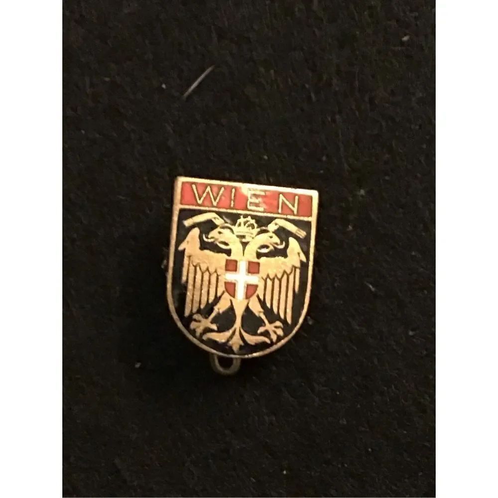 Hat pin From Alabama Estate sale